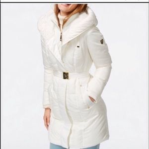 VINCE CAMUTO PUFFER CROCHET HOODIE WHITE PEARL